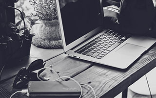 imToken官网APP界面设计出色，用户体验佳，操作超简单